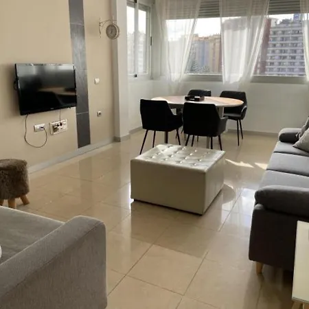 Si Es Casual, Malagueta Penthouse