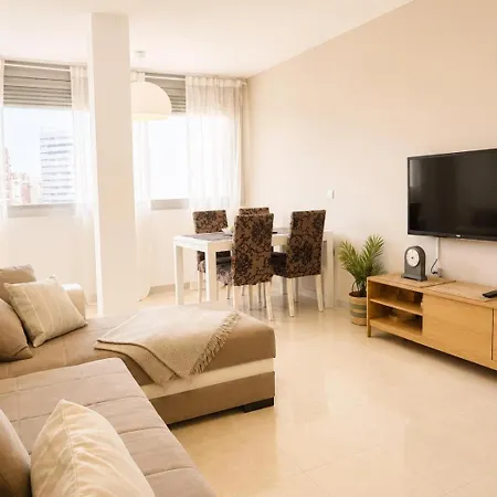 Si Es Casual, Malagueta Penthouse